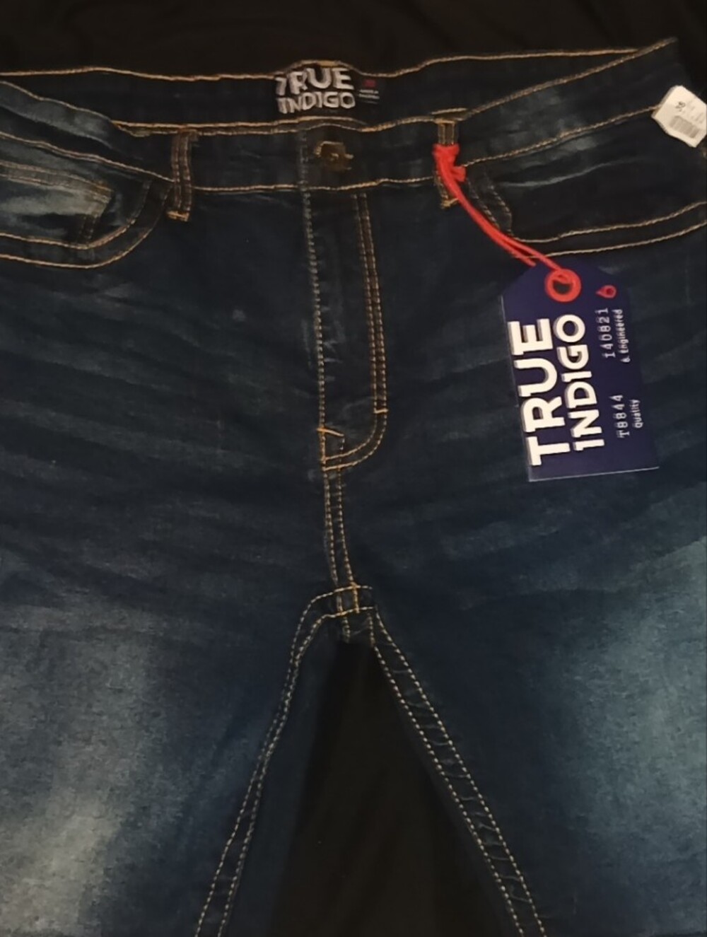 Indigo Slim Straight Men’s Jeans in Deep Blue with Contrast Stitching